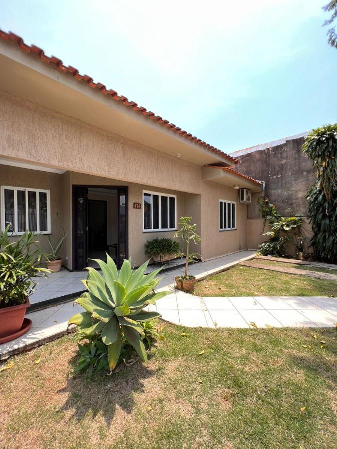 Casa Aconchegante No Centro De Foz Do Iguacuヴィラ エクステリア 写真