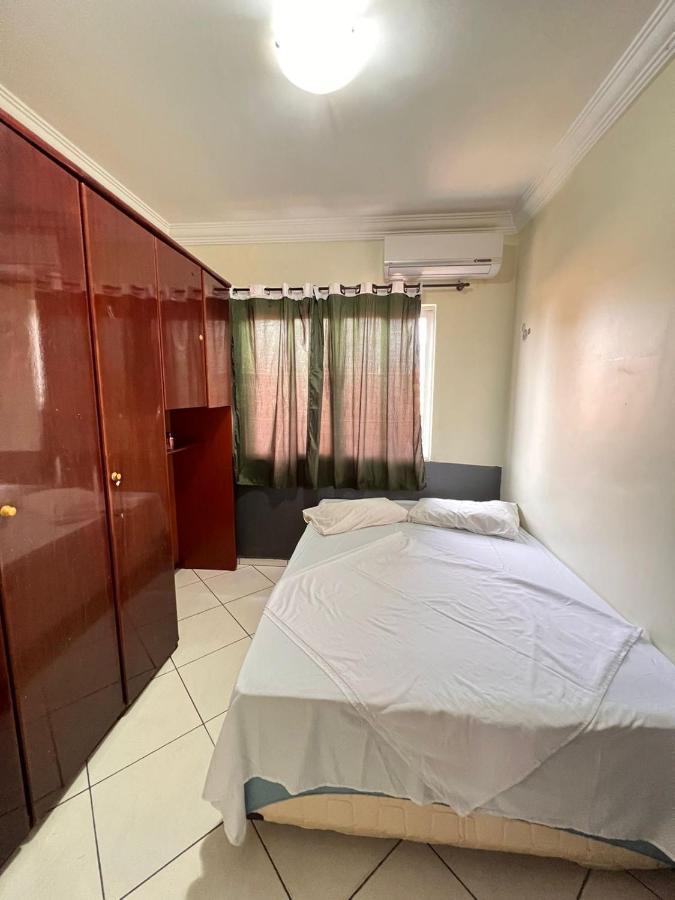 Casa Aconchegante No Centro De Foz Do Iguacuヴィラ エクステリア 写真