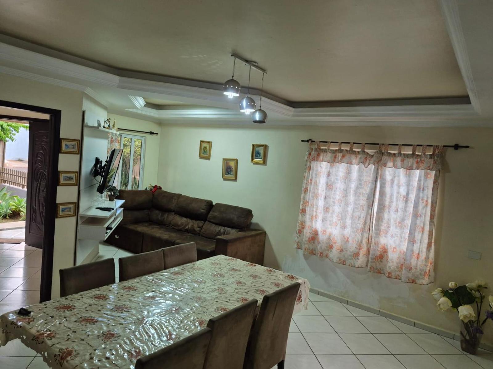 Casa Aconchegante No Centro De Foz Do Iguacuヴィラ エクステリア 写真